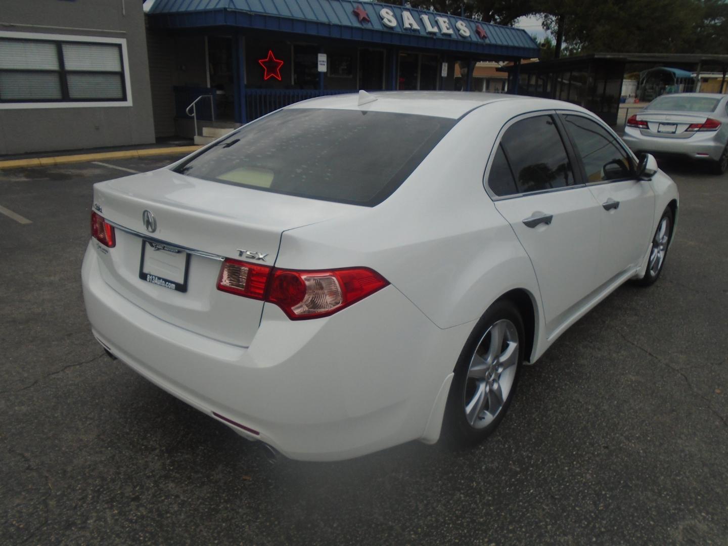 2013 Acura TSX 5-Speed AT with Tech Package (JH4CU2F62DC) with an 2.4L L4 DOHC 16V engine, 5-Speed Automatic transmission, located at 6112 N Florida Avenue, Tampa, FL, 33604, (888) 521-5131, 27.954929, -82.459534 - Photo#3